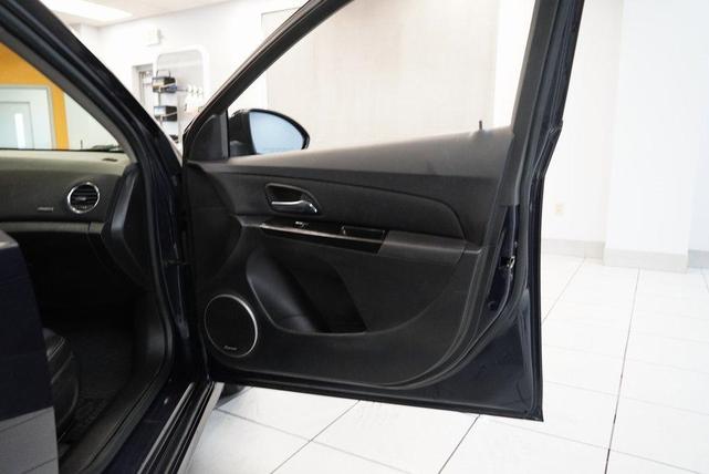 Photo of 2014 Blue Ray Metallic Chevrolet Cruze