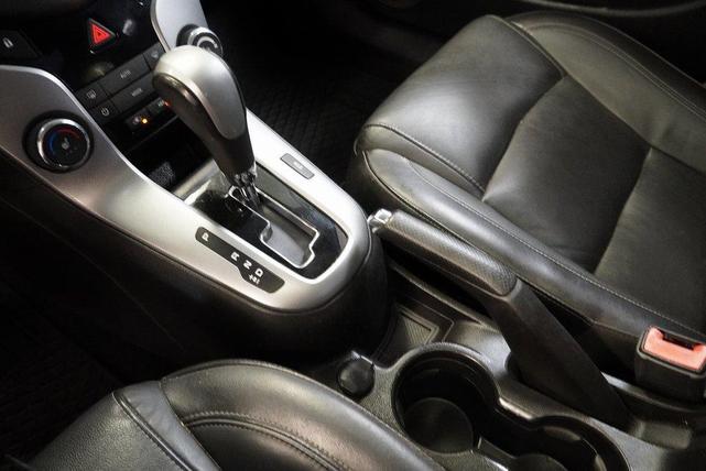 Photo of 2014 Blue Ray Metallic Chevrolet Cruze