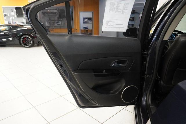 Photo of 2014 Blue Ray Metallic Chevrolet Cruze