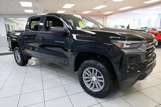 Photo of 2026 Black Chevrolet Colorado