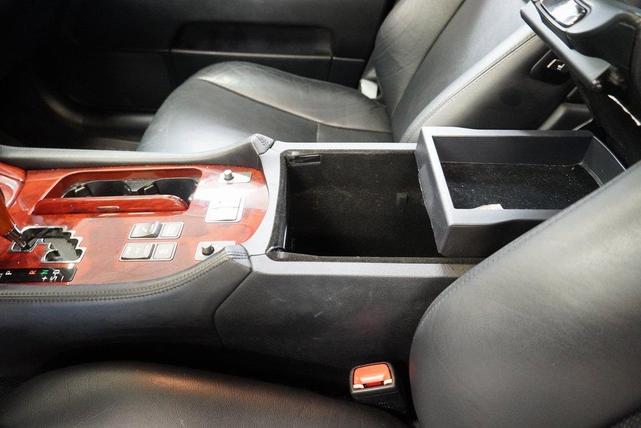 Photo of 2009 Silver Lexus LS 460