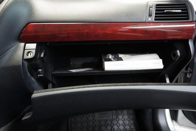 Photo of 2009 Silver Lexus LS 460