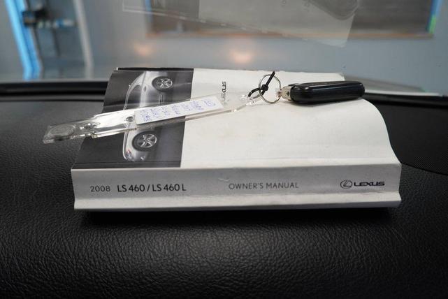 Photo of 2009 Silver Lexus LS 460