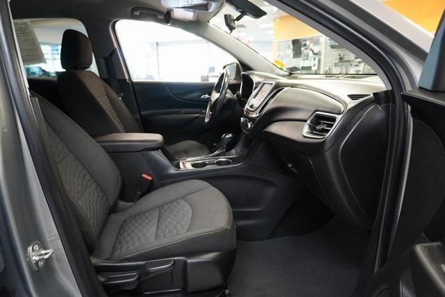 Photo of 2019 Pepperdust Metallic Chevrolet Equinox