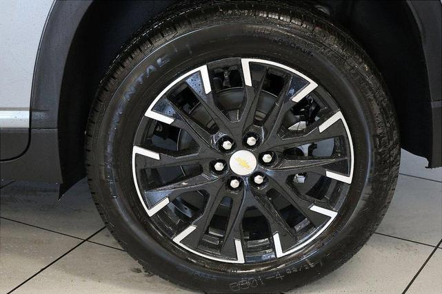 Photo of 2026 Sterling Gray Metallic Chevrolet Traverse