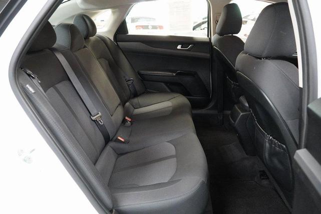 Photo of 2023 Glacial White Pearl Kia K5
