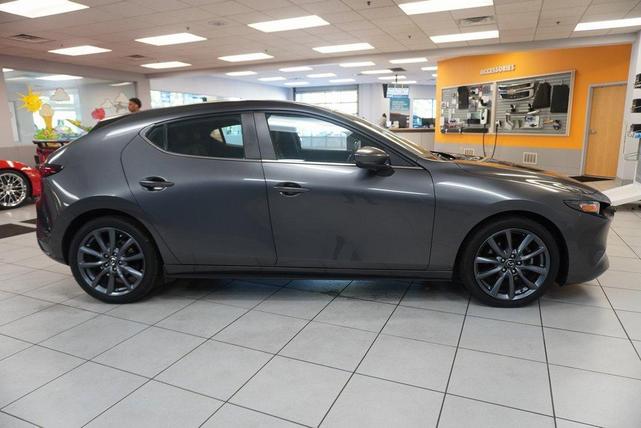 Photo of 2019 Machine Gray Metallic Mazda Mazda3