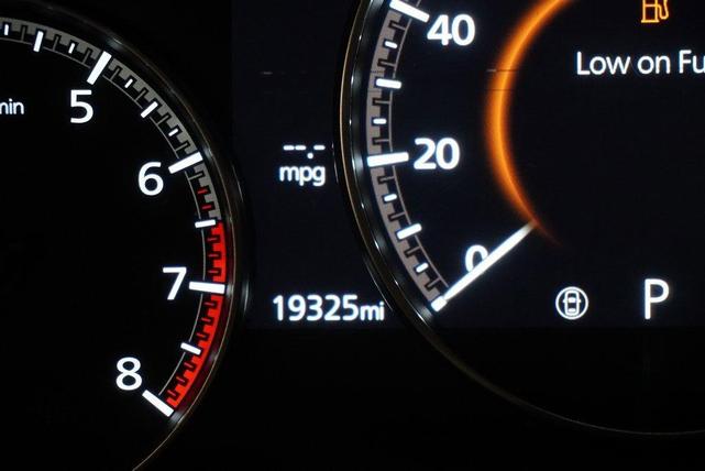 Photo of 2019 Machine Gray Metallic Mazda Mazda3