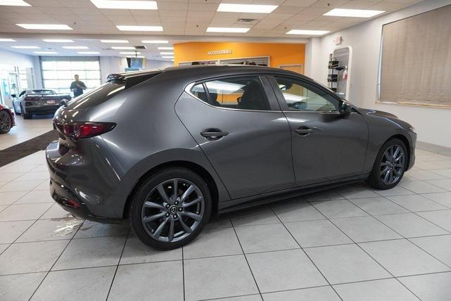 Photo of 2019 Machine Gray Metallic Mazda Mazda3