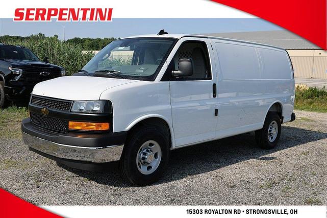 Photo of 2025 Summit White Chevrolet Express 2500