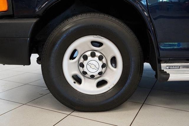 Photo of 2012 Dark Blue Metallic Chevrolet Express 3500