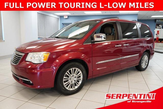 2013 Chrysler Town & Country