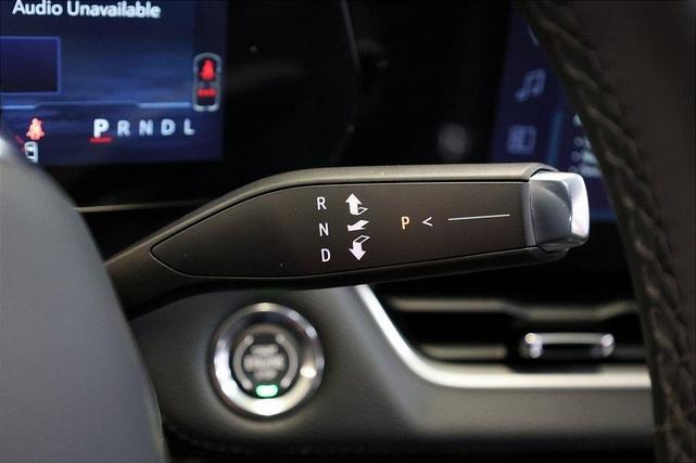 Photo of 2026 Green Chevrolet Equinox