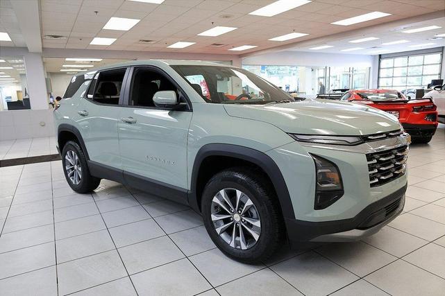 Photo of 2026 Green Chevrolet Equinox