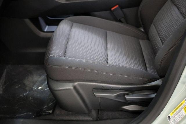 Photo of 2026 Green Chevrolet Equinox