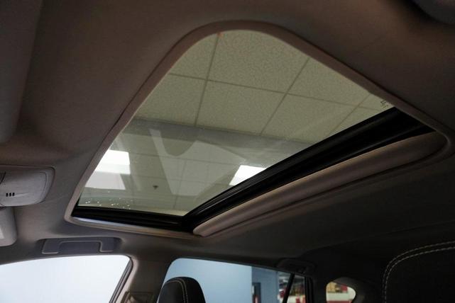 Photo of 2018 Black Toyota RAV4