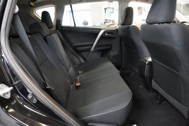 Photo of 2018 Black Toyota RAV4