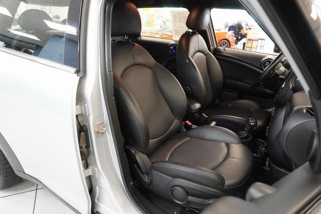 Photo of 2013 Crystal Silver Metallic MINI Countryman