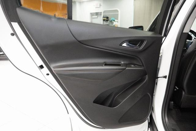 Photo of 2020 Summit White Chevrolet Equinox