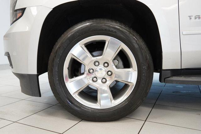 Photo of 2018 Silver Ice Metallic Chevrolet Tahoe
