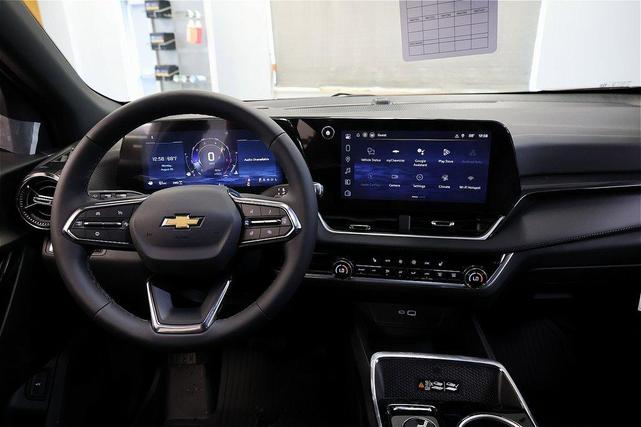 Photo of 2026 Radiant Red Chevrolet Equinox