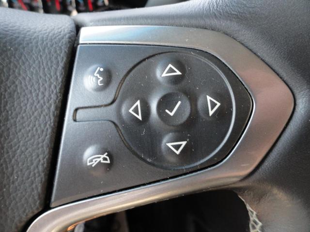 Photo of 2015 Silver Ice Metallic Chevrolet Tahoe