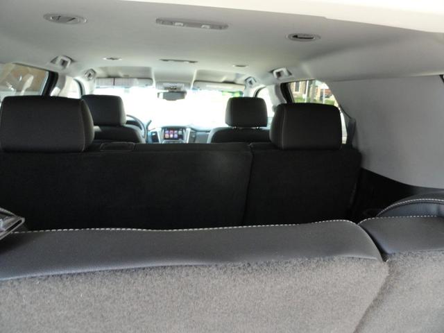 Photo of 2015 Silver Ice Metallic Chevrolet Tahoe