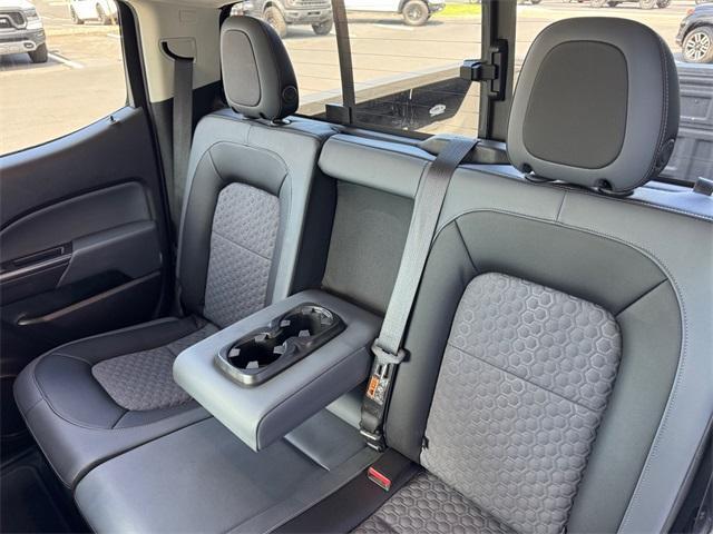 Photo of 2017 Silver Ice Metallic Chevrolet Colorado