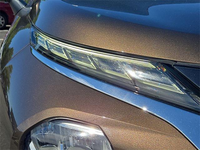 Photo of 2022 Deep Bronze Metallic Mitsubishi Outlander