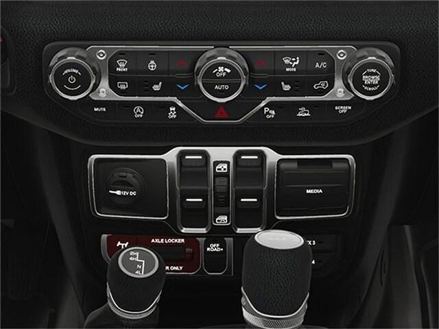 Photo of 2025 Black Clearcoat Jeep Gladiator