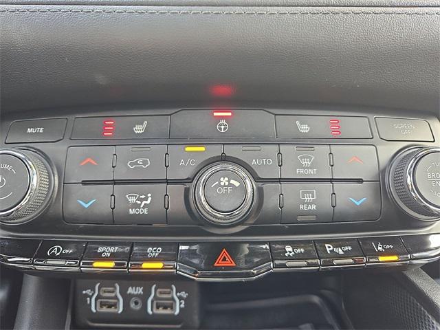 Photo of 2022 DB Black Clearcoat Dodge Durango