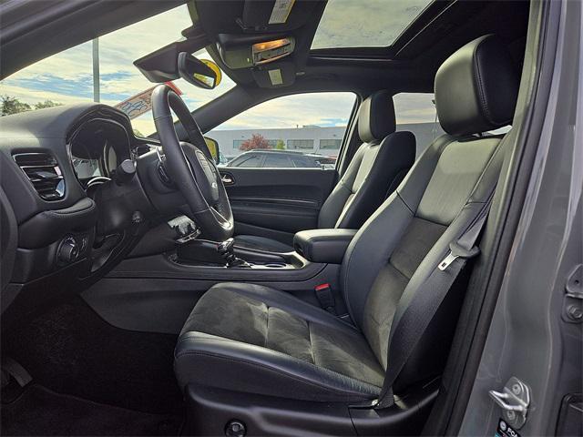 Photo of 2022 DB Black Clearcoat Dodge Durango
