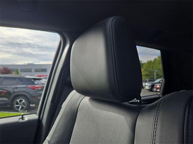 Photo of 2022 DB Black Clearcoat Dodge Durango