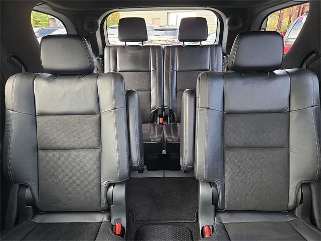 Photo of 2022 DB Black Clearcoat Dodge Durango