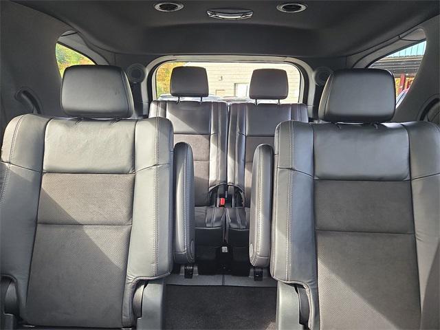 Photo of 2022 DB Black Clearcoat Dodge Durango
