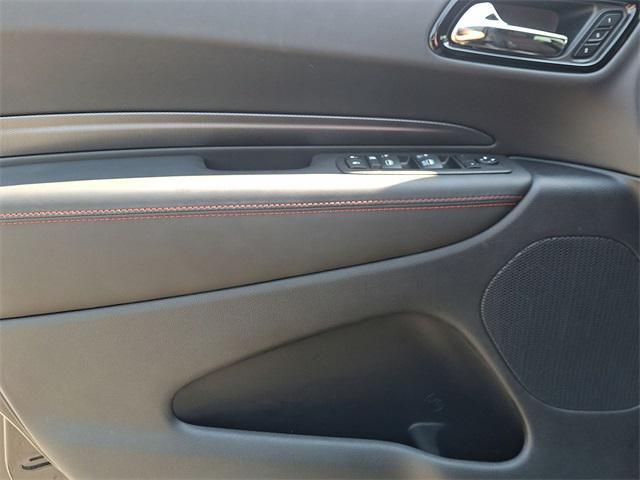 Photo of 2024 DB Black Crystal Clearcoat Dodge Durango