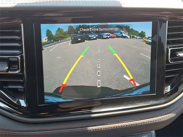 Photo of 2024 DB Black Crystal Clearcoat Dodge Durango