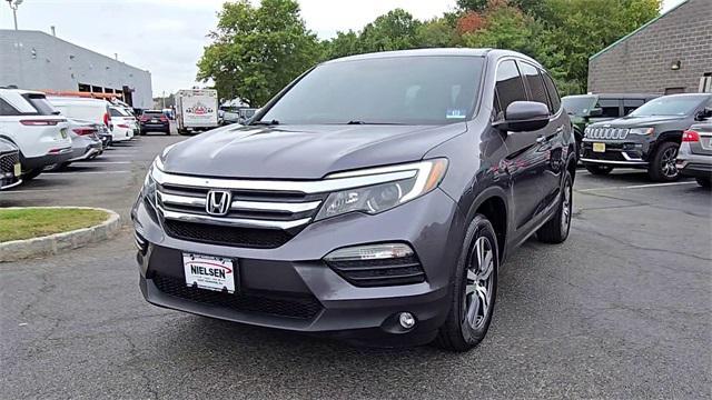 Photo of 2017 Modern Steel Metallic Honda Pilot
