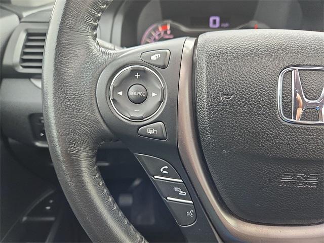 Photo of 2017 Modern Steel Metallic Honda Pilot