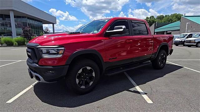 Photo of 2019 Flame Red Clearcoat RAM 1500