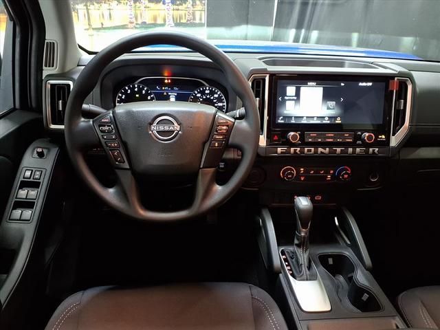 Photo of 2026 Bluestone Pearl Nissan Frontier