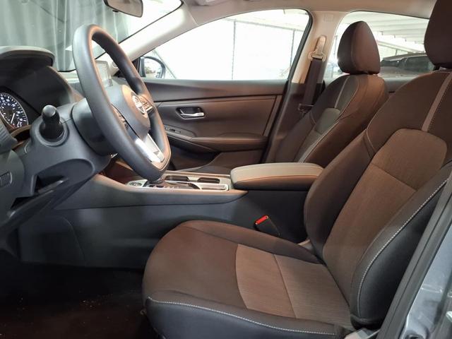 Photo of 2025 Gun Metallic Nissan Sentra