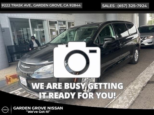2022 Chrysler Voyager