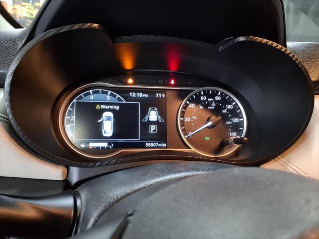 Photo of 2020 Gun Metallic Nissan Versa