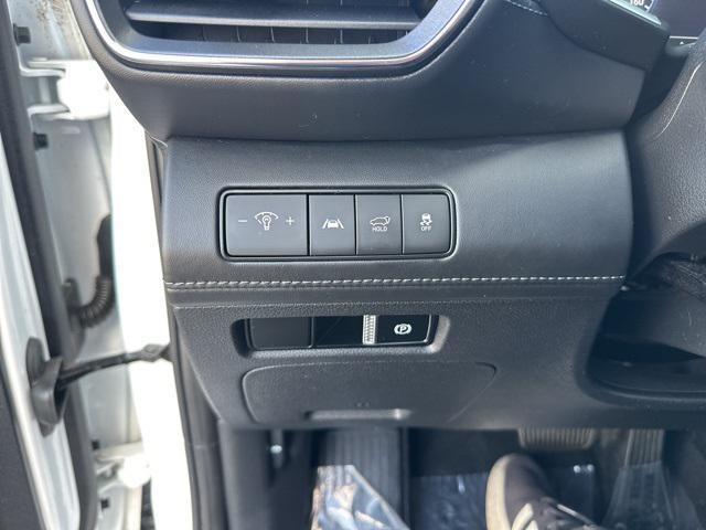 Photo of 2022 Quartz White Hyundai SANTA FE