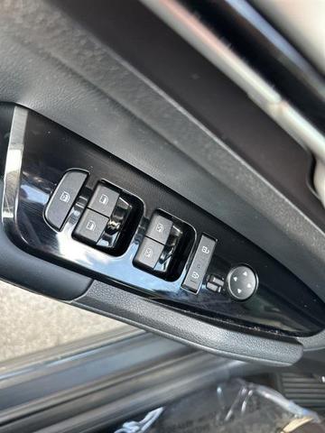 Photo of 2023 Gravity Gray Kia Sportage Hybrid