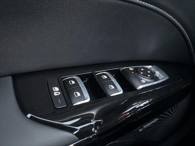 Photo of 2026 Snow White Pearl Kia K5