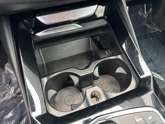 Photo of 2022 Alpine White BMW X3