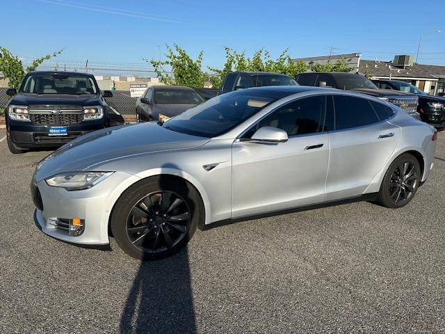 2015 Tesla Model S