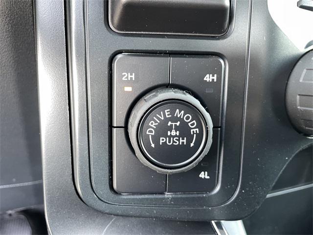 Photo of 2025 Carbonized Gray Metallic Ford F-150